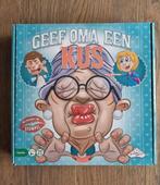 Gezelschapsspel - geef oma een kus, Ophalen, Zo goed als nieuw