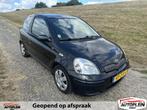 Toyota Yaris 1.0 VVT-i, Gebruikt, 31 €/maand, 4 cilinders, 400 kg