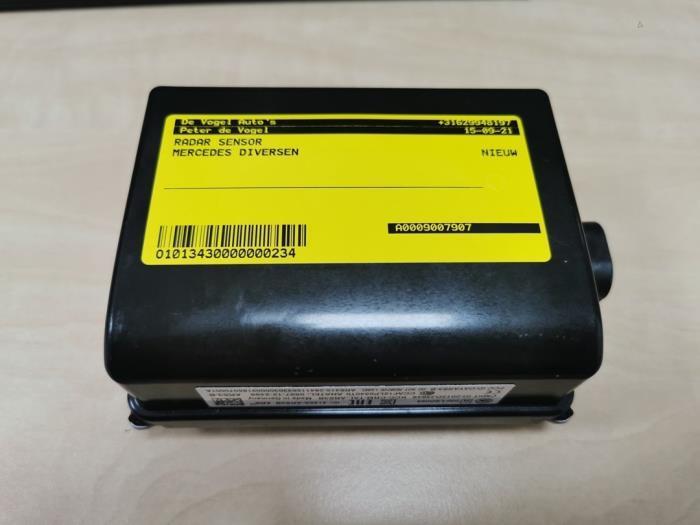 Radar sensor van een Mercedes Diversen, Auto-onderdelen, Overige Auto-onderdelen, Nieuw, 6 maanden garantie, 12 maanden garantie