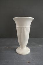 Wedgwood Edme vaas of Etruria & Barlaston, Minder dan 50 cm, Zo goed als nieuw, Verzenden