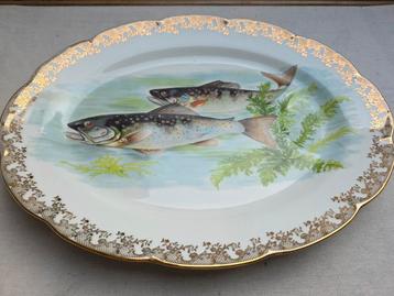 Grote Franse porseleinen schaal vissen  beschikbaar voor biedingen