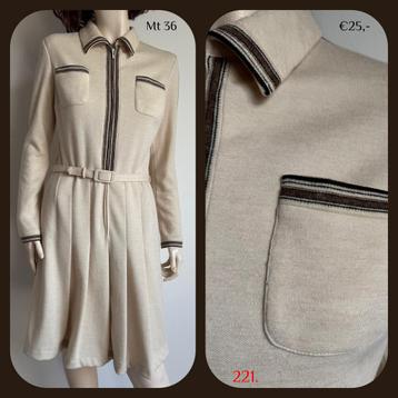 221. Vintage winterjurk mt 36 beschikbaar voor biedingen