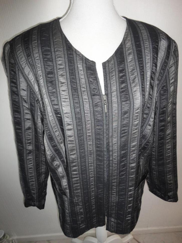 C&A valt als maat XL oksel tot oksel 60 cm-gevoerd-dun, Kleding | Dames, Jasjes, Kostuums en Pakken, Zo goed als nieuw, Jasje