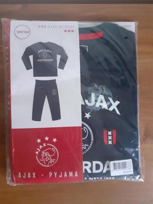 Ajax Pyjama. Mt 128-134. Nieuw, Kinderen en Baby's, Kinderkleding | Maat 128, Nieuw, Jongen of Meisje, Nacht- of Onderkleding