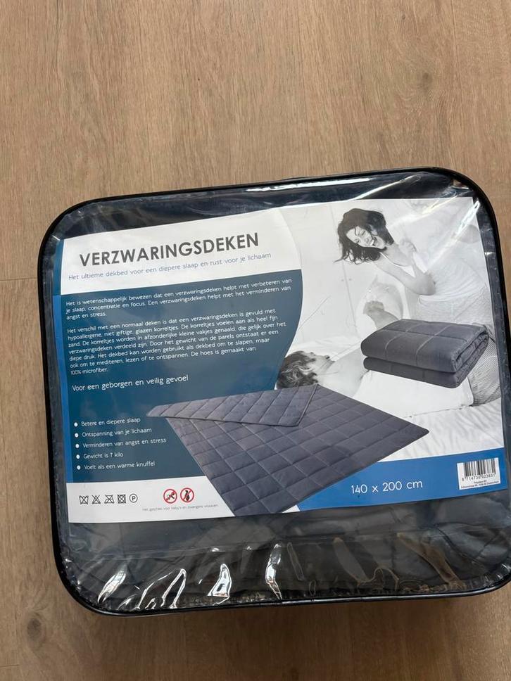 Verzwaringsdeken 7 kg - Nieuwstaat, Huis en Inrichting, Slaapkamer | Beddengoed, Zo goed als nieuw, Deken of Dekbed, Eenpersoons