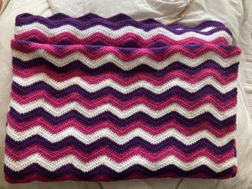 Gehaakte plaid / deken 160x125 cm beschikbaar voor biedingen
