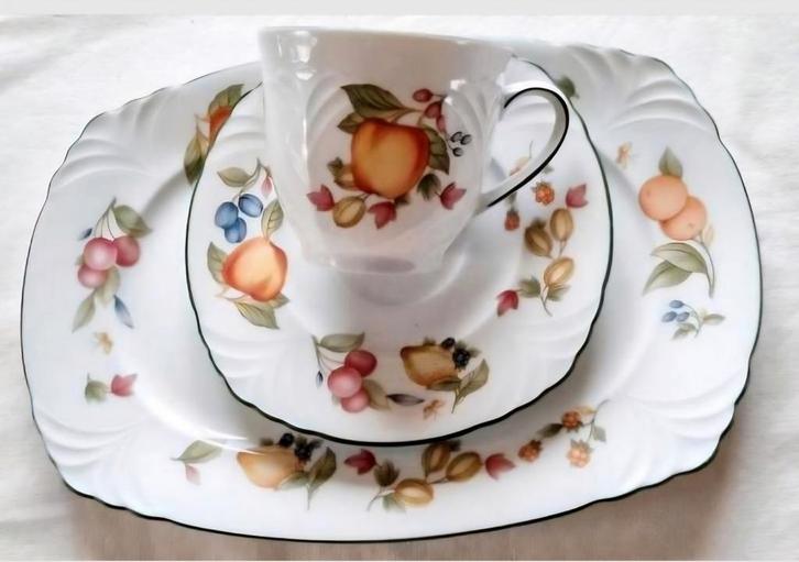 Winterling Marktleuthen schalen schaaltjes theelichtje fruit, Antiek en Kunst, Antiek | Servies los, Ophalen of Verzenden