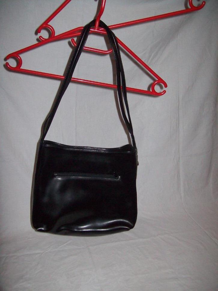 1 zwarte Solano schoudertas kunstleer 25X25cm., Sieraden, Tassen en Uiterlijk, Tassen | Damestassen, Gebruikt, Schoudertasje, Zwart