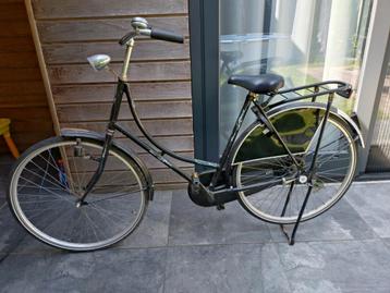Omafiets - Zwart - Opknapper beschikbaar voor biedingen