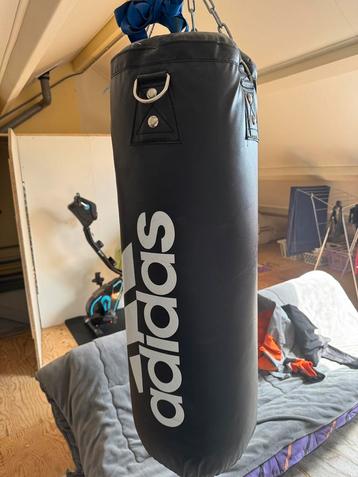 Adidas bokszak 120cm 90kg  beschikbaar voor biedingen