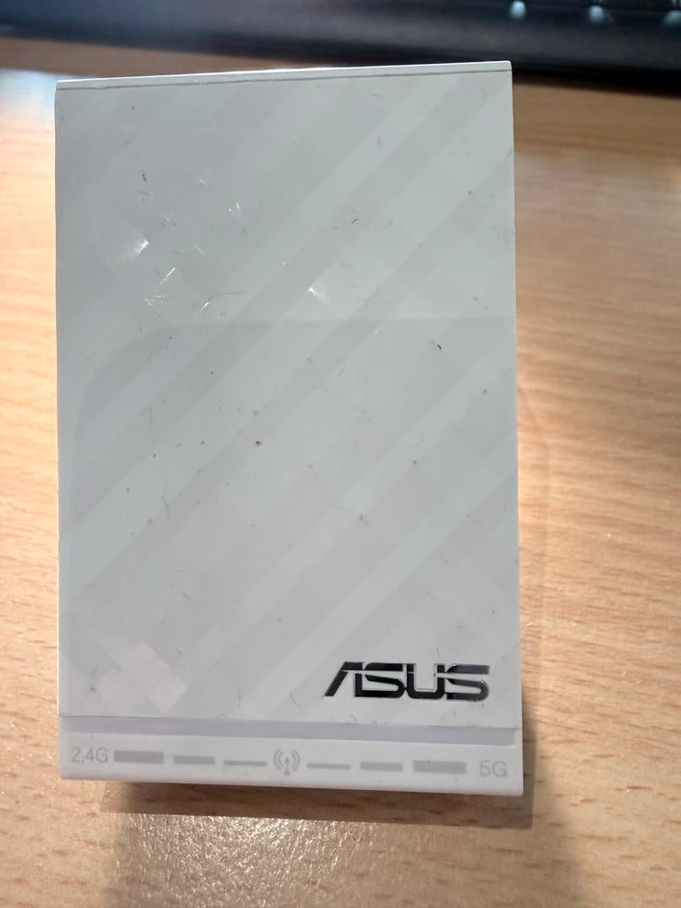Asus WiFi Repeater / Range Extender, Computers en Software, WiFi-versterkers, Gebruikt, Ophalen of Verzenden