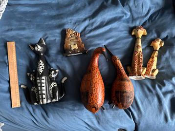 Diverse beeldjes dieren beschikbaar voor biedingen