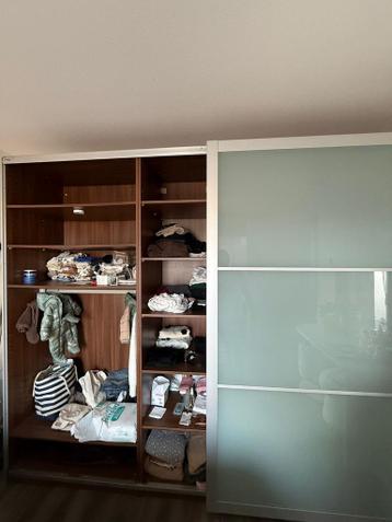 Grote Kledingkast in Goede Staat - afbeelding 2