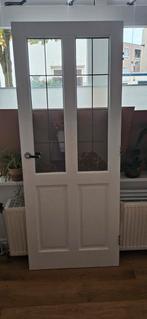 Witte binnendeur met glas in lood, Doe-het-zelf en Verbouw, Deuren en Horren, Gebruikt, 80 tot 100 cm, Binnendeur, Ophalen of Verzenden