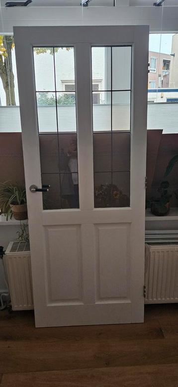 Witte binnendeur met glas in lood  beschikbaar voor biedingen