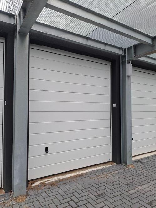 garagebox/ opslagbox/ werkruimte te huur in Breda, Auto diversen, Autostallingen en Garages