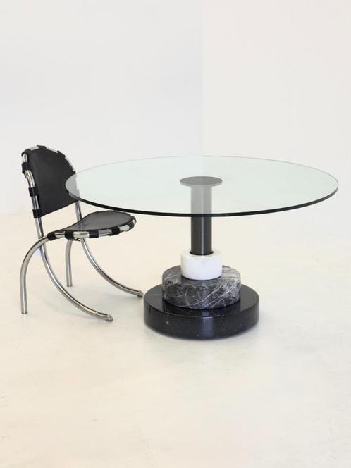 Menhir eettafel van Lodovico Acerbis en Giotto Stoppino voor, Antiek en Kunst, Antiek | Meubels | Tafels, Ophalen