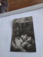 BIJ DE KIPPEN, Ophalen of Verzenden, Voor 1920, Sterren en Beroemdheden