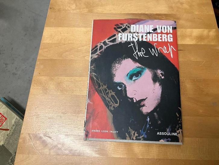 fashion wrap dress jurk Diane von Furstenberg, Boeken, Mode, Zo goed als nieuw, Couturiers, Ophalen