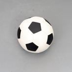 1x Montis Playtime Poef - Voetbal, Huis en Inrichting, Niet ingevuld, Overige materialen, Ophalen of Verzenden, Zo goed als nieuw