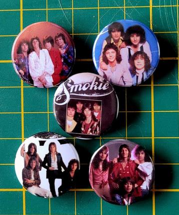 Smokie buttons beschikbaar voor biedingen
