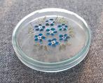 Rond glazen doosje met bloemen motief glasverf., Ophalen, Gebruikt