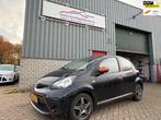 Toyota Aygo 1.0 VVT-i Comfort Orange, Voorwielaandrijving, Euro 5, Stof, Gebruikt