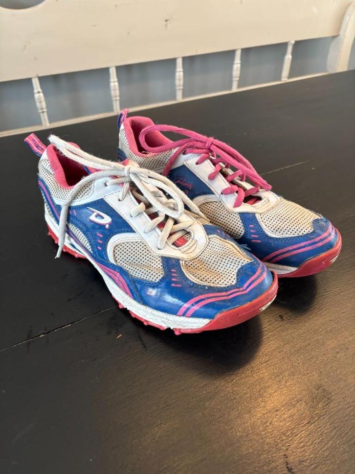 Officiële Dita hockeyschoenen maat 40 | Zeer weinig gedragen, Sport en Fitness, Hockey, Zo goed als nieuw, Schoenen, Ophalen of Verzenden