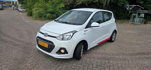 Hyundai i10 1.0i 66pk 2016 Wit, Auto's, Hyundai, Bedrijf, i10, Benzine, B, Hatchback, Handgeschakeld, Origineel Nederlands, Wit