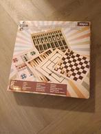 Chess and more games brand new, Hobby en Vrije tijd, Gezelschapsspellen | Bordspellen, Ophalen, Zo goed als nieuw