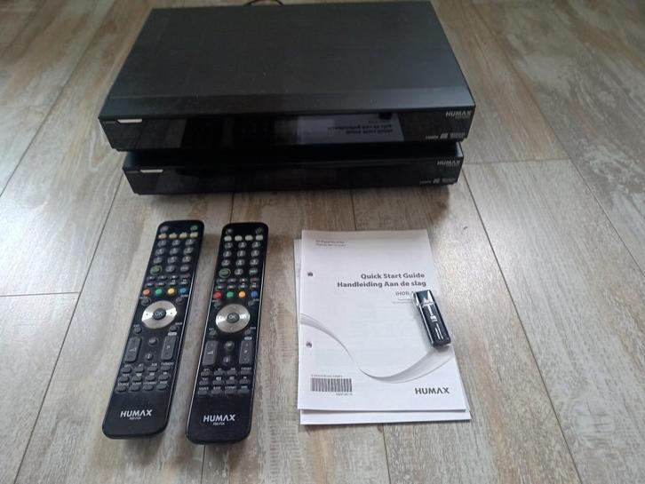 2x Humax iHDR-5200C TV set-top box, Audio, Tv en Foto, Decoders en Harddiskrecorders, Zo goed als nieuw, Ophalen of Verzenden