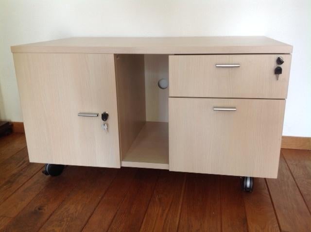 TV kast , kantoorkast, Ophalen, 100 tot 150 cm, Zo goed als nieuw, Overige houtsoorten