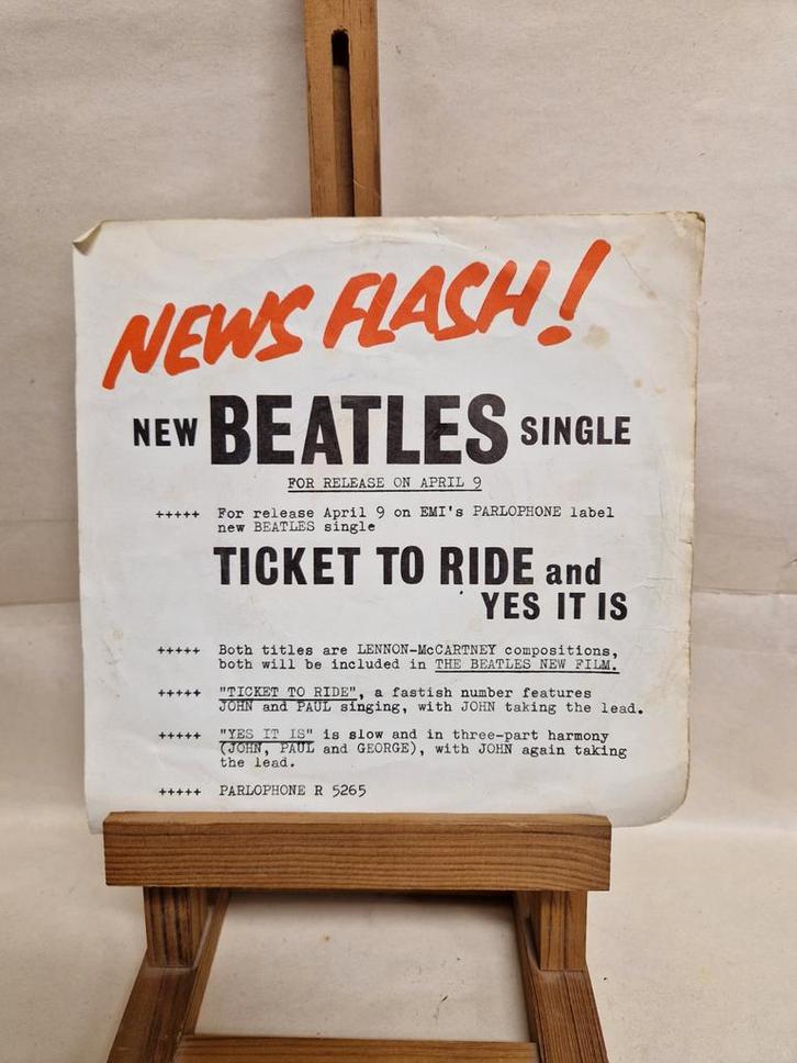 The Beatles – Ticket to Ride / Yes It Is | Parlophone R 5265, Verzamelen, Muziek, Artiesten en Beroemdheden, Gebruikt, Foto of Kaart