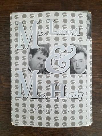 Set van 10 nieuwe grote Laurel&Hardy kaarten met filmscènes beschikbaar voor biedingen