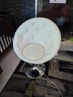 Mooie witte stoel, Huis en Inrichting, Stoelen, Ophalen, Gebruikt