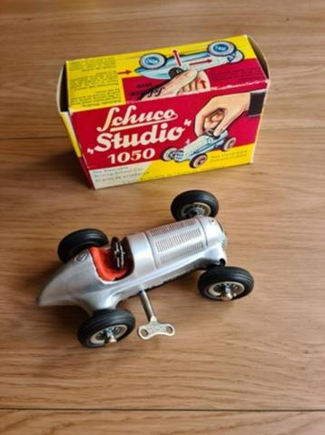 Schuco "Studio" 1050 beschikbaar voor biedingen