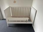 SUNDVIK ledikant wit, Kinderen en Baby's, Kinderkamer | Bedden, Ophalen of Verzenden, Minder dan 70 cm, Minder dan 140 cm, Zo goed als nieuw