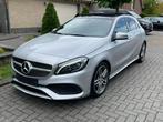 Mercedes-Benz A-klasse 180 AMG LINE PANORAMADAK NAVI, Handgeschakeld, Zilver of Grijs, Benzine, Hatchback