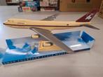 (73) Boeing 747-200 1:200 Qatar Airways, Ophalen of Verzenden, 1:200 of kleiner, Overige merken