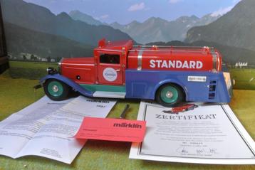 Märklin-metall Tankwagen "Standard" Esso Oil Tanker beschikbaar voor biedingen