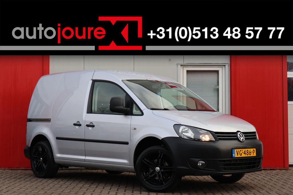 Volkswagen Caddy 1.6 TDI | Origineel NL | Airco | Trekhaak |, Auto's, Bestelauto's, Voorwielaandrijving, Euro 5, Stof, Gebruikt