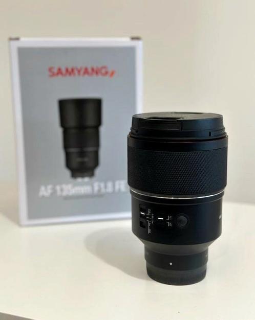 Samyang 135 1.8 AF  Sony FE  in nieuwstaat, Audio, Tv en Foto, Fotografie | Lenzen en Objectieven, Zo goed als nieuw, Ophalen
