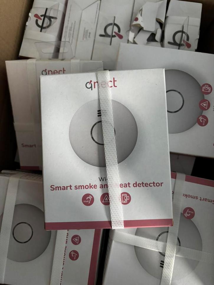 qnect smart smoke NIEUW!, Spelcomputers en Games, Spelcomputers | Nintendo Wii, Zo goed als nieuw, Zonder controller, Ophalen of Verzenden