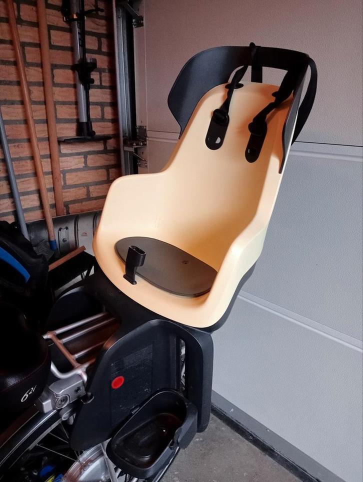 Bobike Maxi Go,Fietsstoel achter, twee stuks,geel en groen, Fietsen en Brommers, Fietsaccessoires | Fietsstoeltjes, Gebruikt, Ophalen