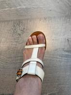 GUCCI sandalen maat 37, Kleding | Dames, Schoenen, Ophalen of Verzenden, Zo goed als nieuw, Sandalen of Muiltjes
