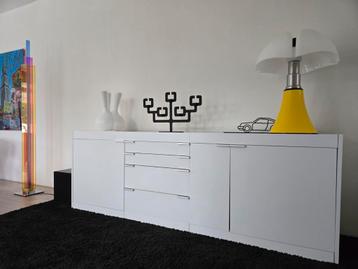 Designklassieker: Pastoe L-serie dressoir  beschikbaar voor biedingen
