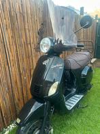 Gerray Star zwarte scooter, Fietsen en Brommers, Snorfietsen en Snorscooters, Zo goed als nieuw, Benzine, Ophalen, Overige merken