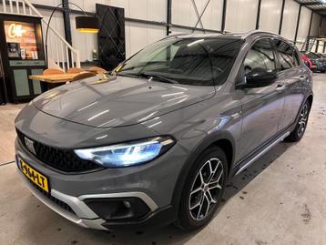 Fiat Tipo Cross 1.0 Cross 2021 Navi Xenon Virtual! beschikbaar voor biedingen