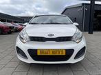 Kia Rio 1.4 CVVT l AIRCO l PARK. SENS. l RIJKLAAR!, Stof, Gebruikt, 4 cilinders, Wit