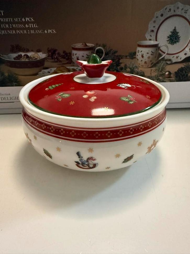 Villeroy & Boch Christmas Toy's Delight Suikerpot, Huis en Inrichting, Keuken | Servies, Ophalen of Verzenden